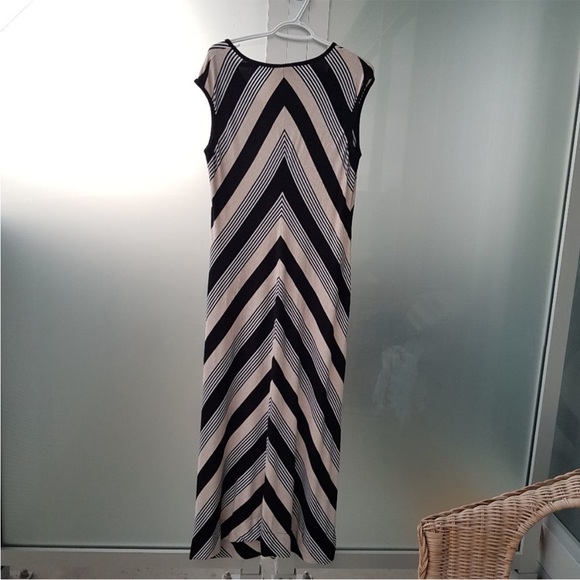 Calvin Klein Chevron Dress - Picture 3 of 7